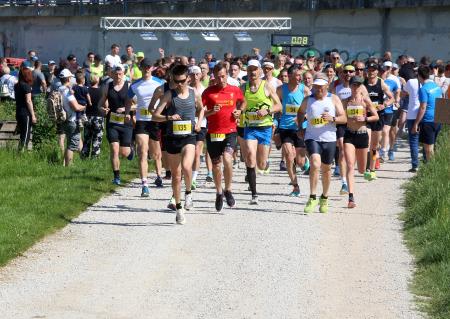 CERKNIŠKI POLMARATON 08 FOTO LJUBO VUKELIČ